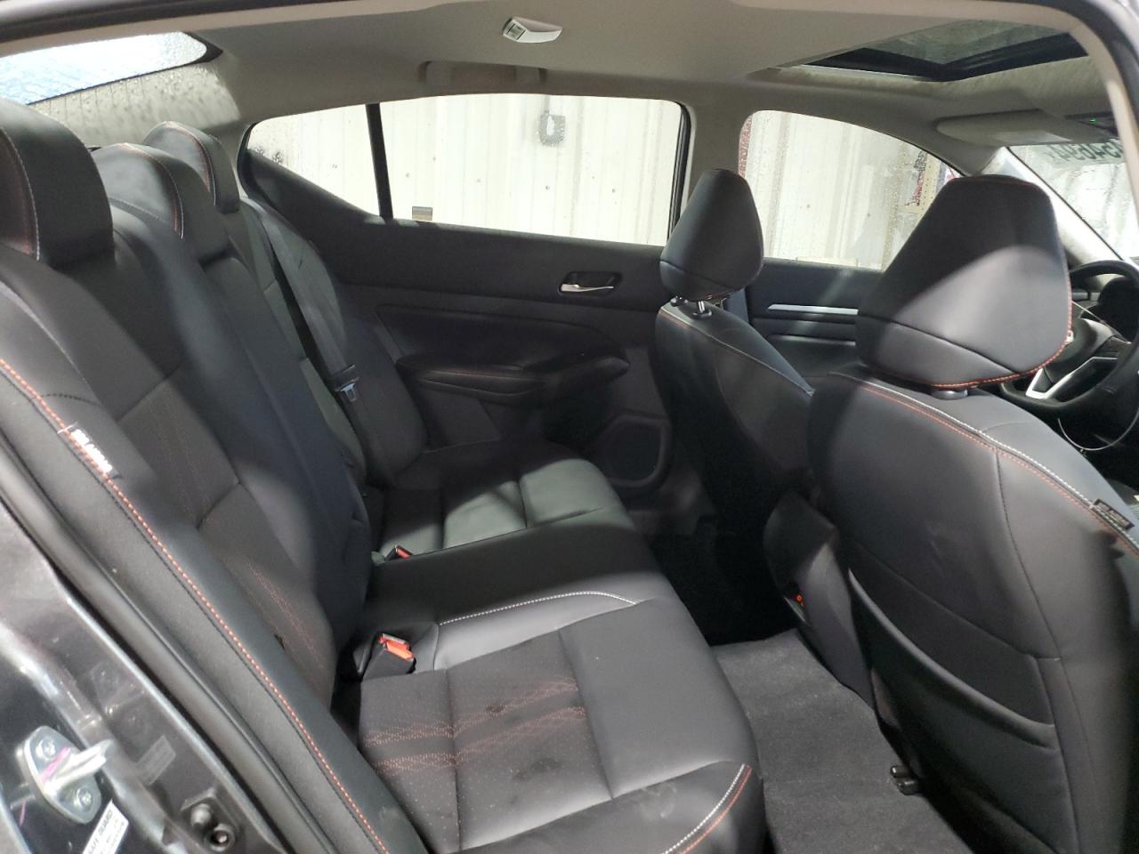 2024 Nissan Altima - Image 10