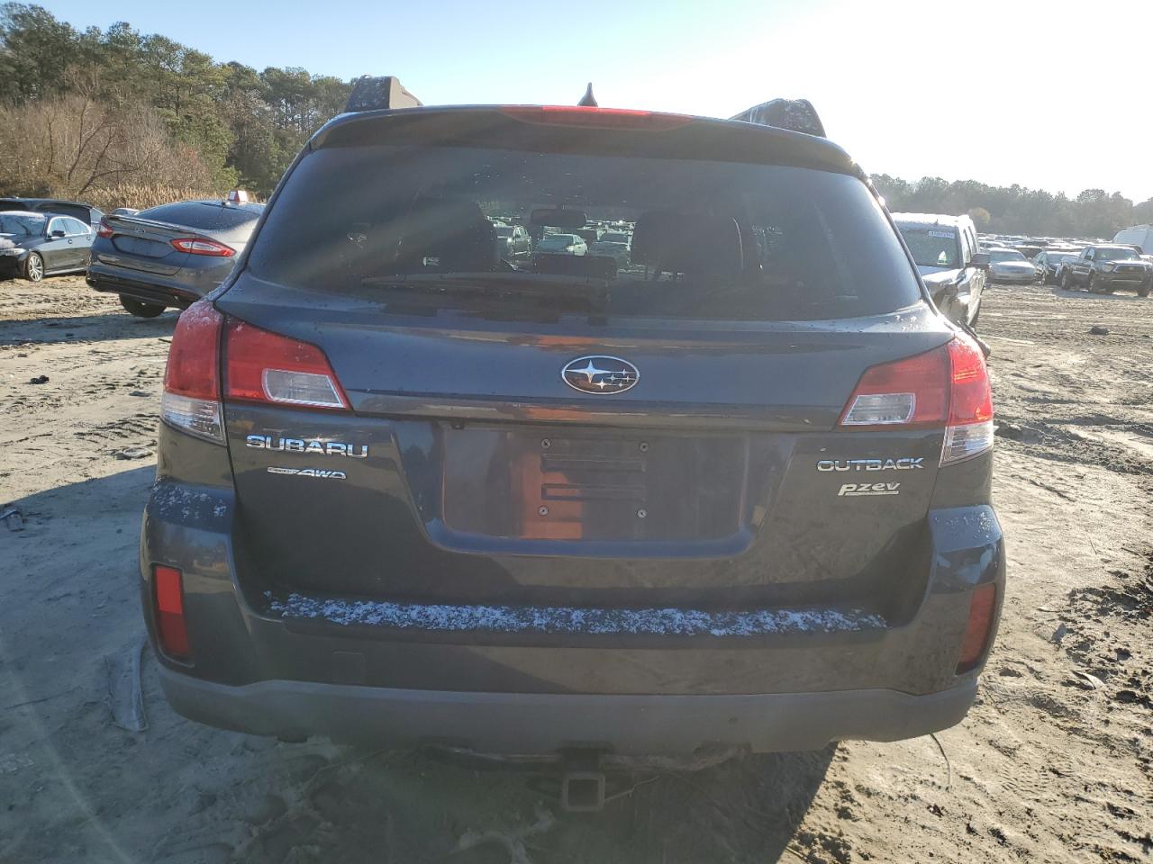 2011 Subaru Outback - Image 6