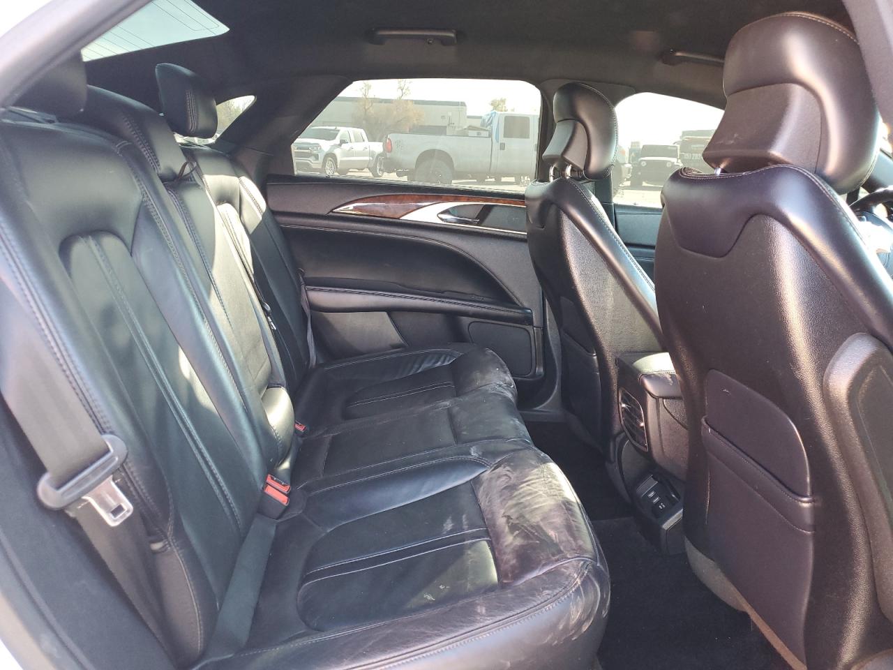 2018 Lincoln MKZ - Image 10