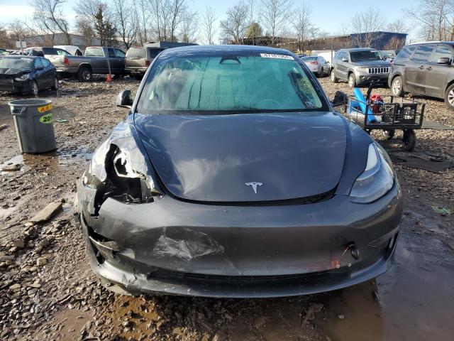  TESLA MODEL 3 2022 Czarny