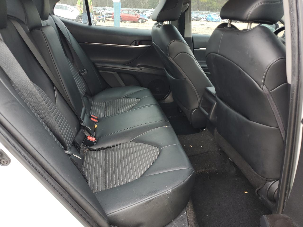 2022 Toyota Camry - Image 10