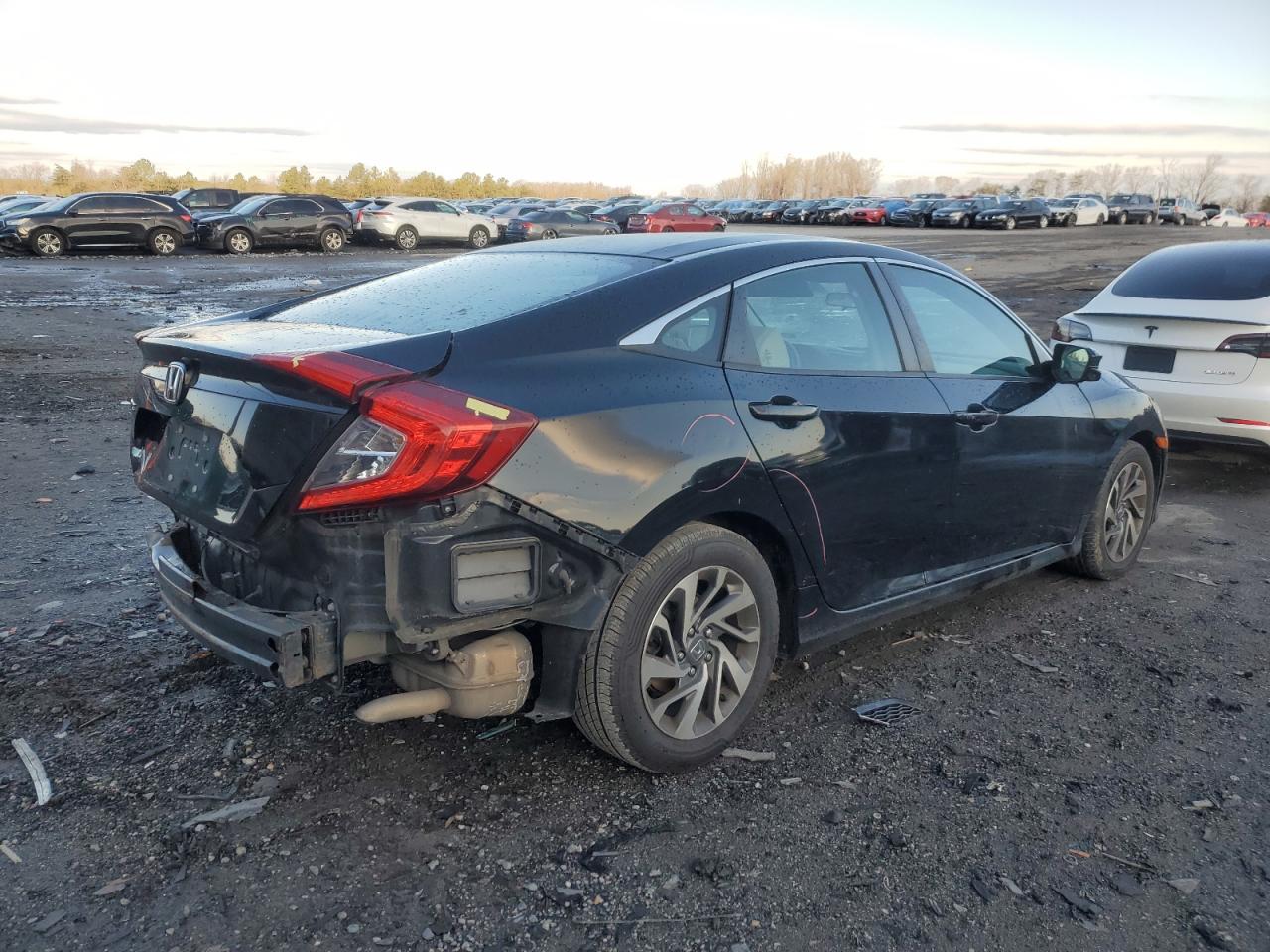 VIN 19XFC2F79GE237668 2016 HONDA CIVIC no.3