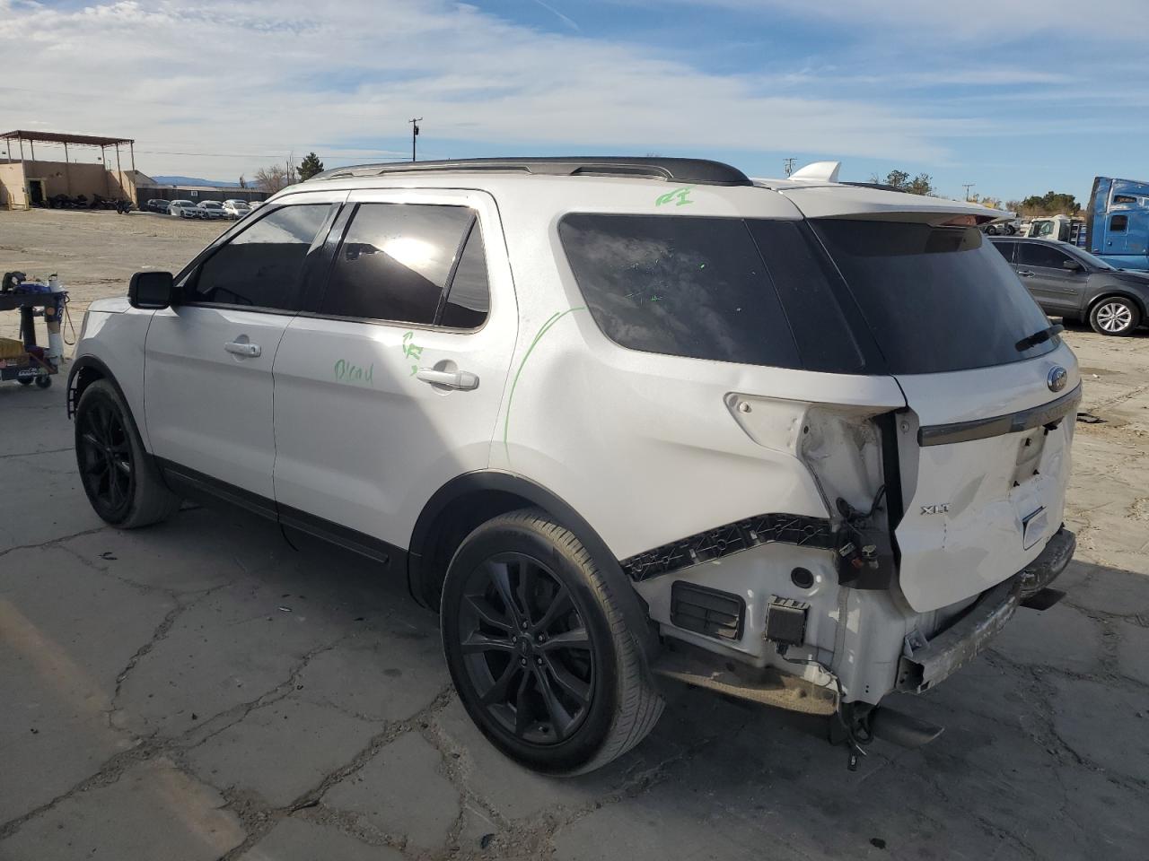 VIN 1FM5K7D86HGA99642 2017 FORD EXPLORER no.2