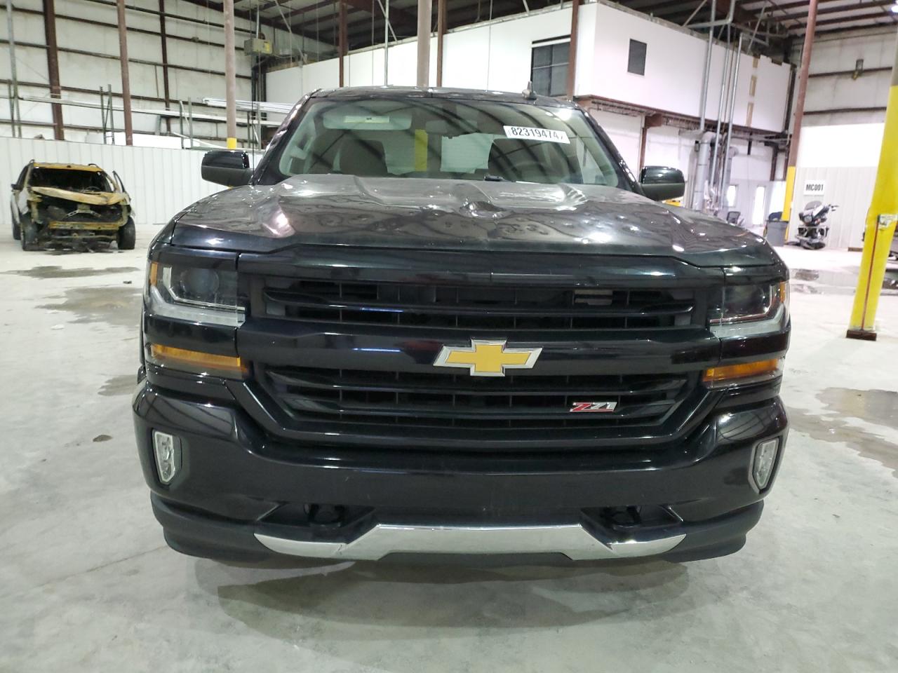 VIN 3GCUKRECXJG389052 2018 CHEVROLET ALL Models no.5