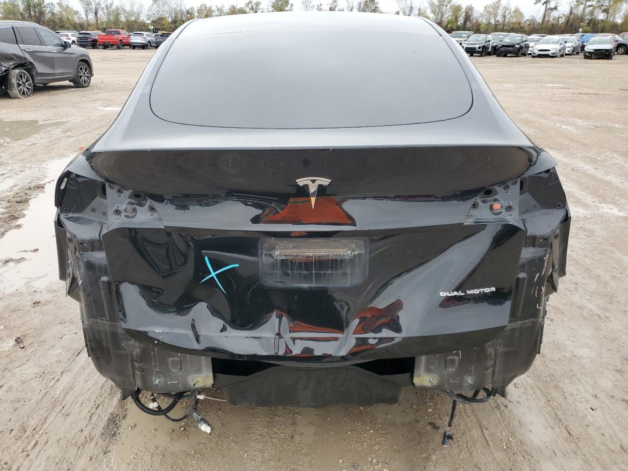 2021 Tesla Model Y VIN: 5YJYGDEE4MF211056 Lot: 85241294