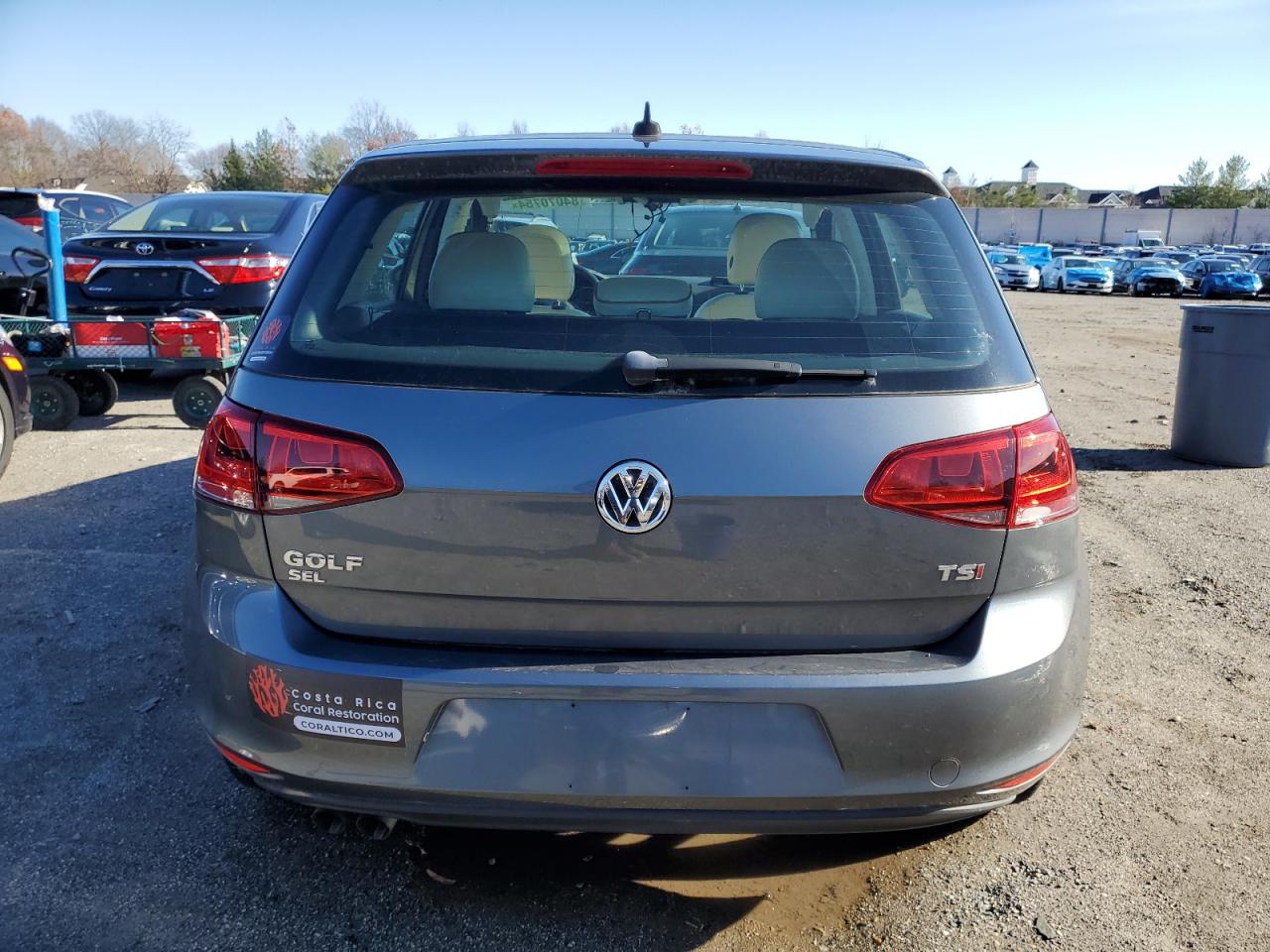2017 Volkswagen Golf - Image 6