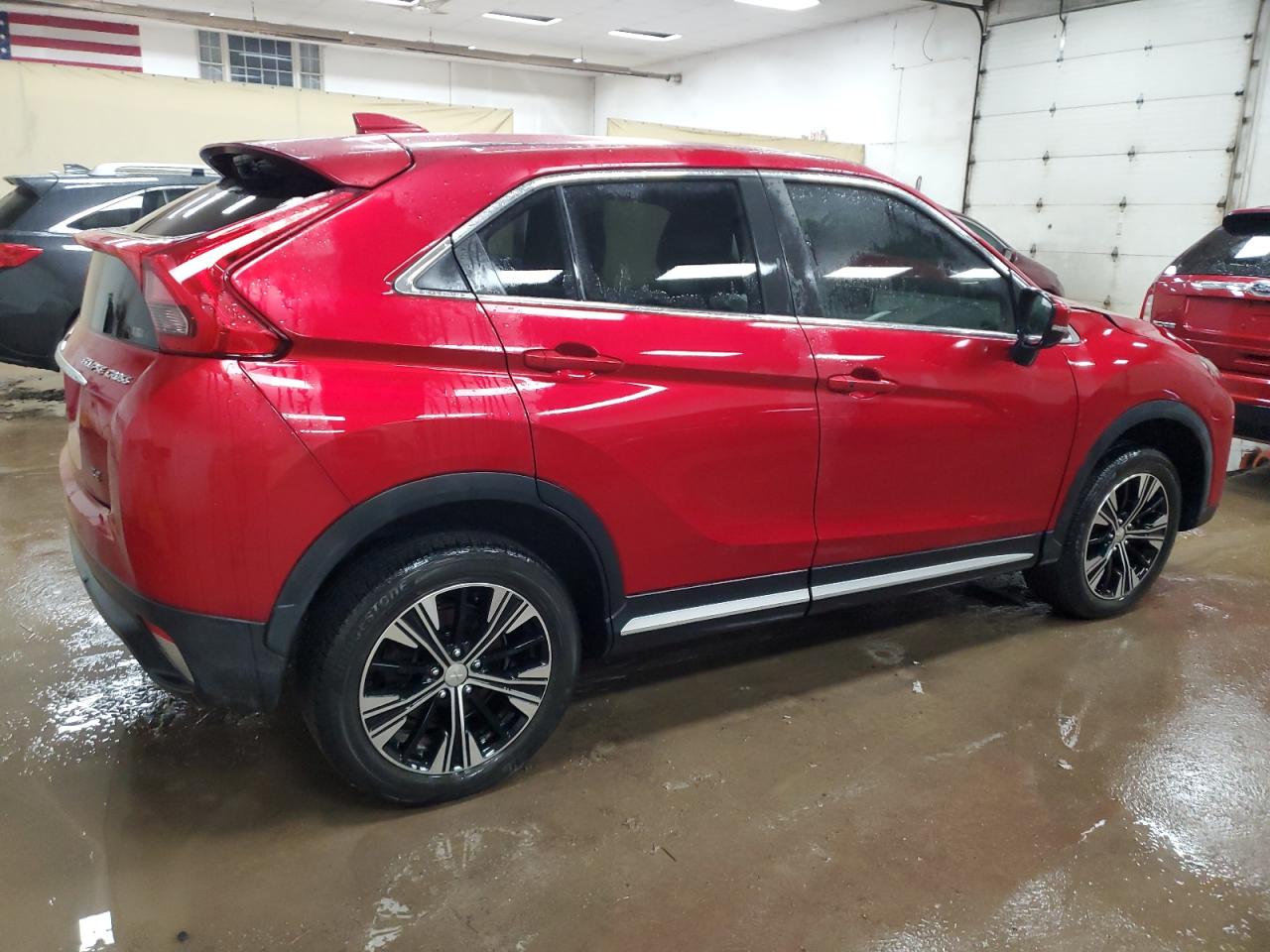 2019 Mitsubishi Eclipse - Image 3