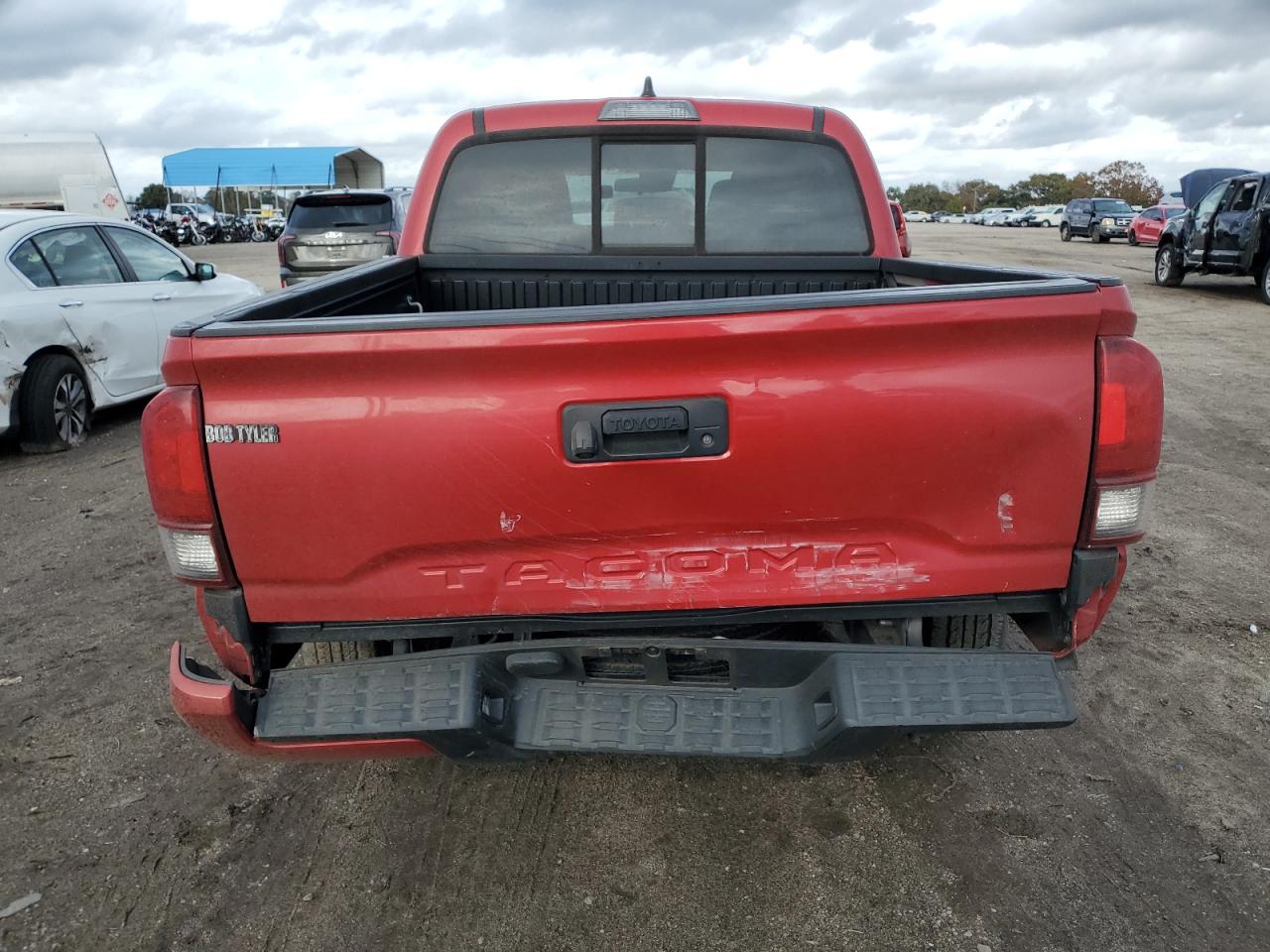 2020 Toyota Tacoma - Image 6