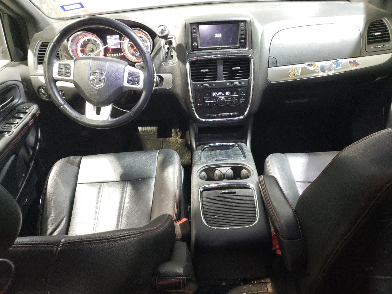 2019 Dodge Caravan - Image 8