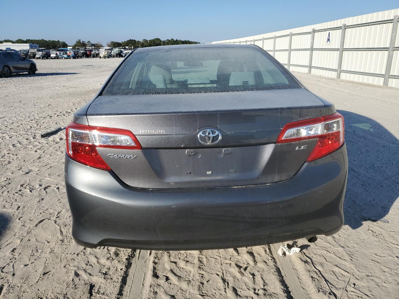 2013 Toyota Camry L VIN: 4T1BF1FK2DU295618 Lot: 82859374