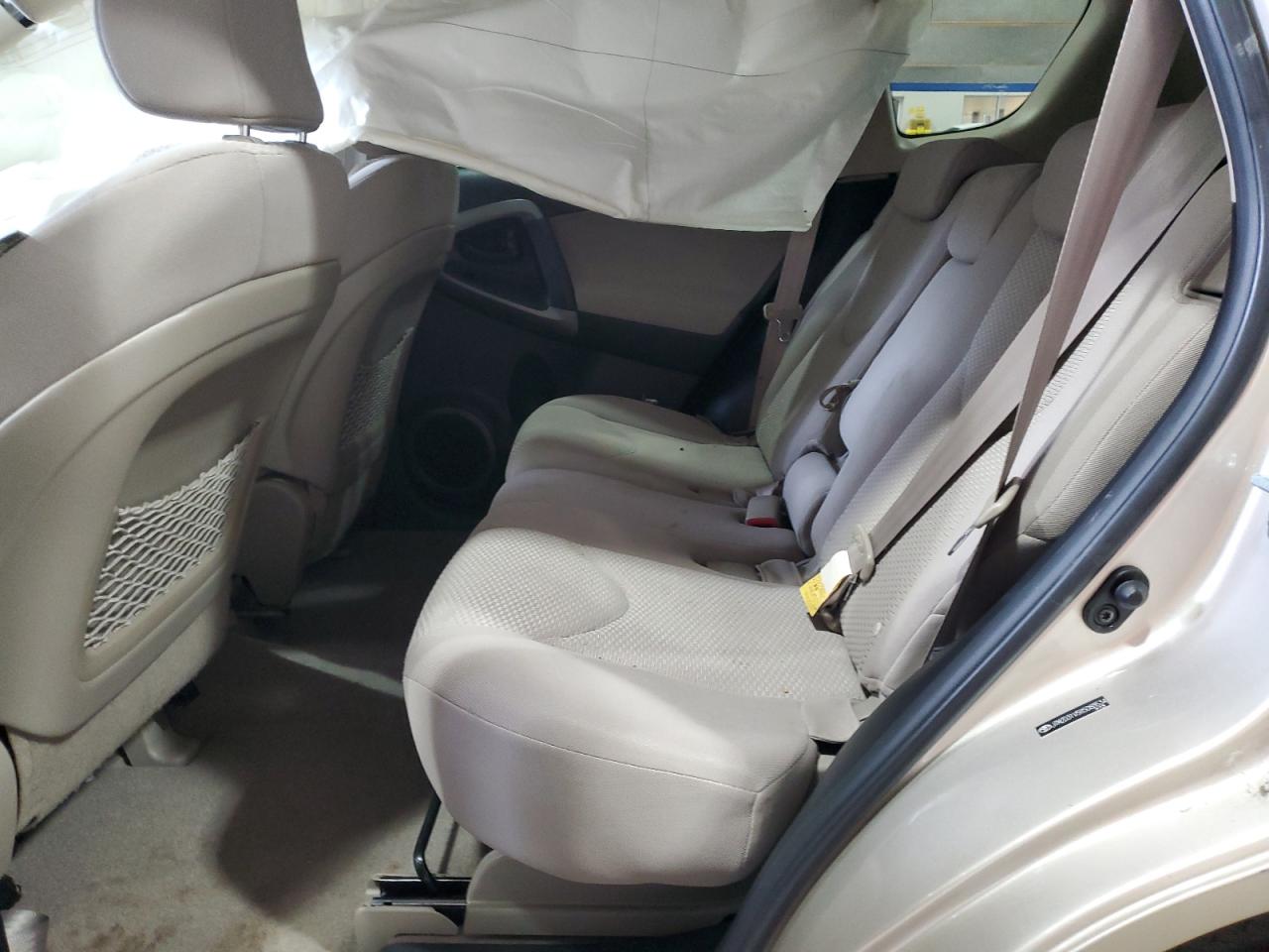 2008 Toyota RAV 4 - Image 11