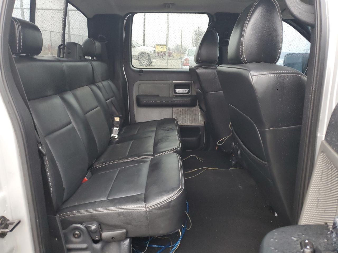 2004 Ford F-150 - Image 10