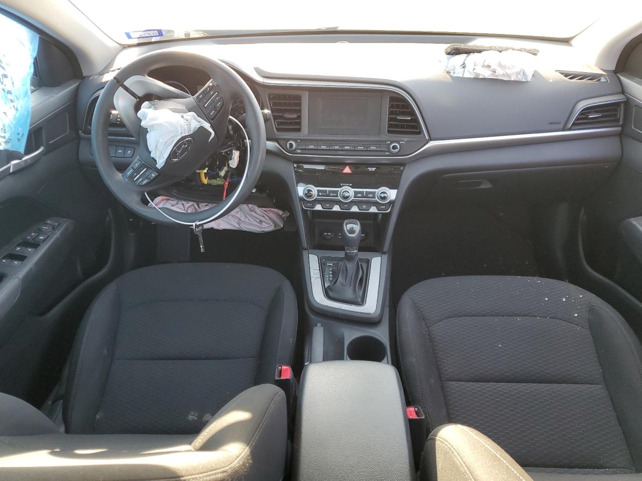 2020 Hyundai Elantra - Image 8