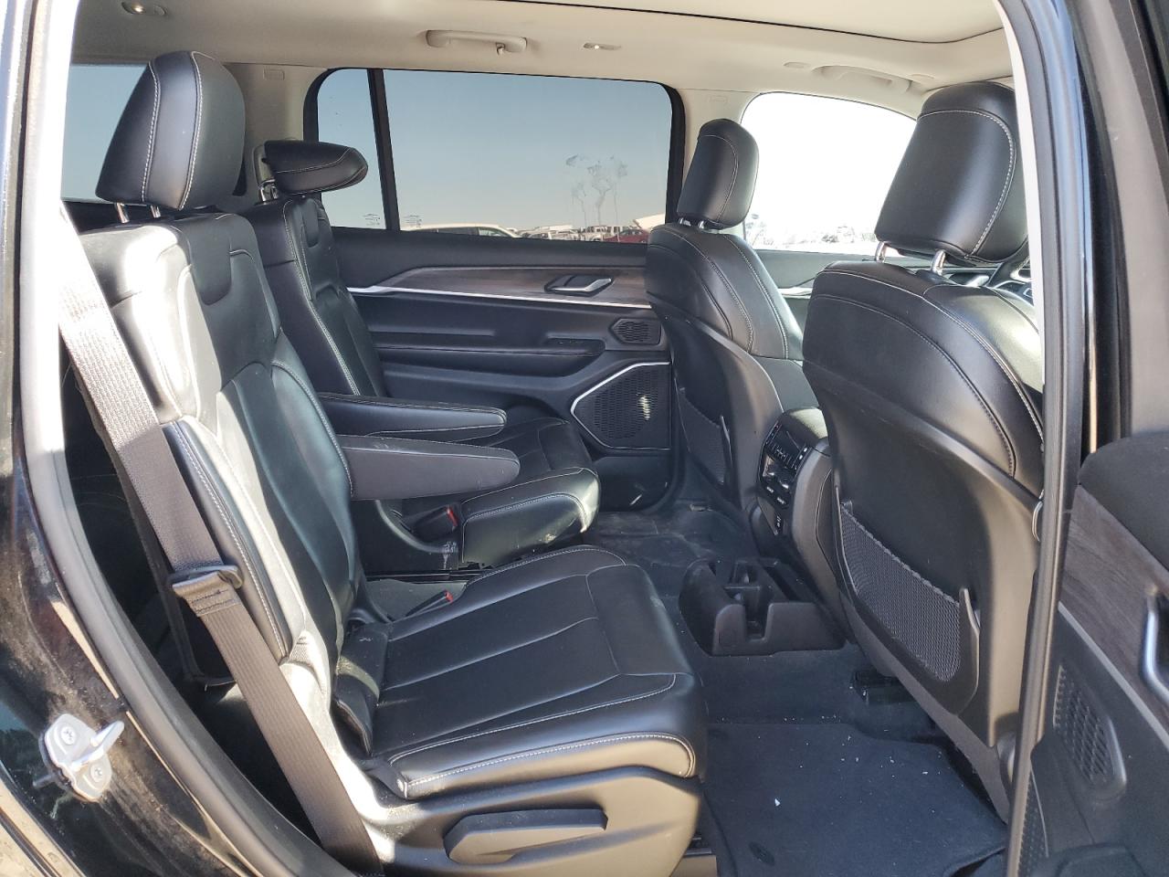 2021 Jeep Grand Cherokee - Image 11