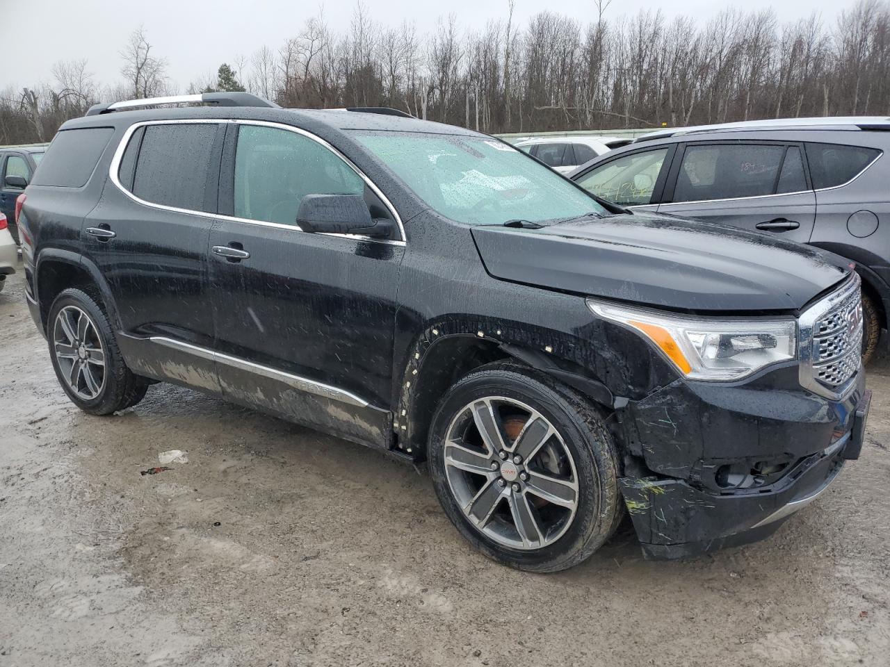 2017 GMC Acadia - Image 4