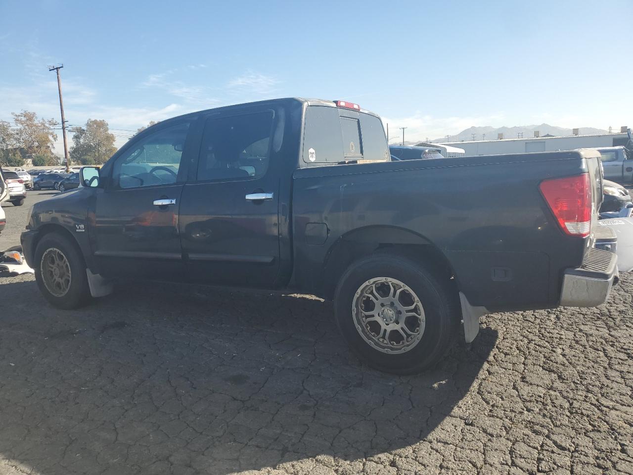 2004 Nissan Titan - Image 2