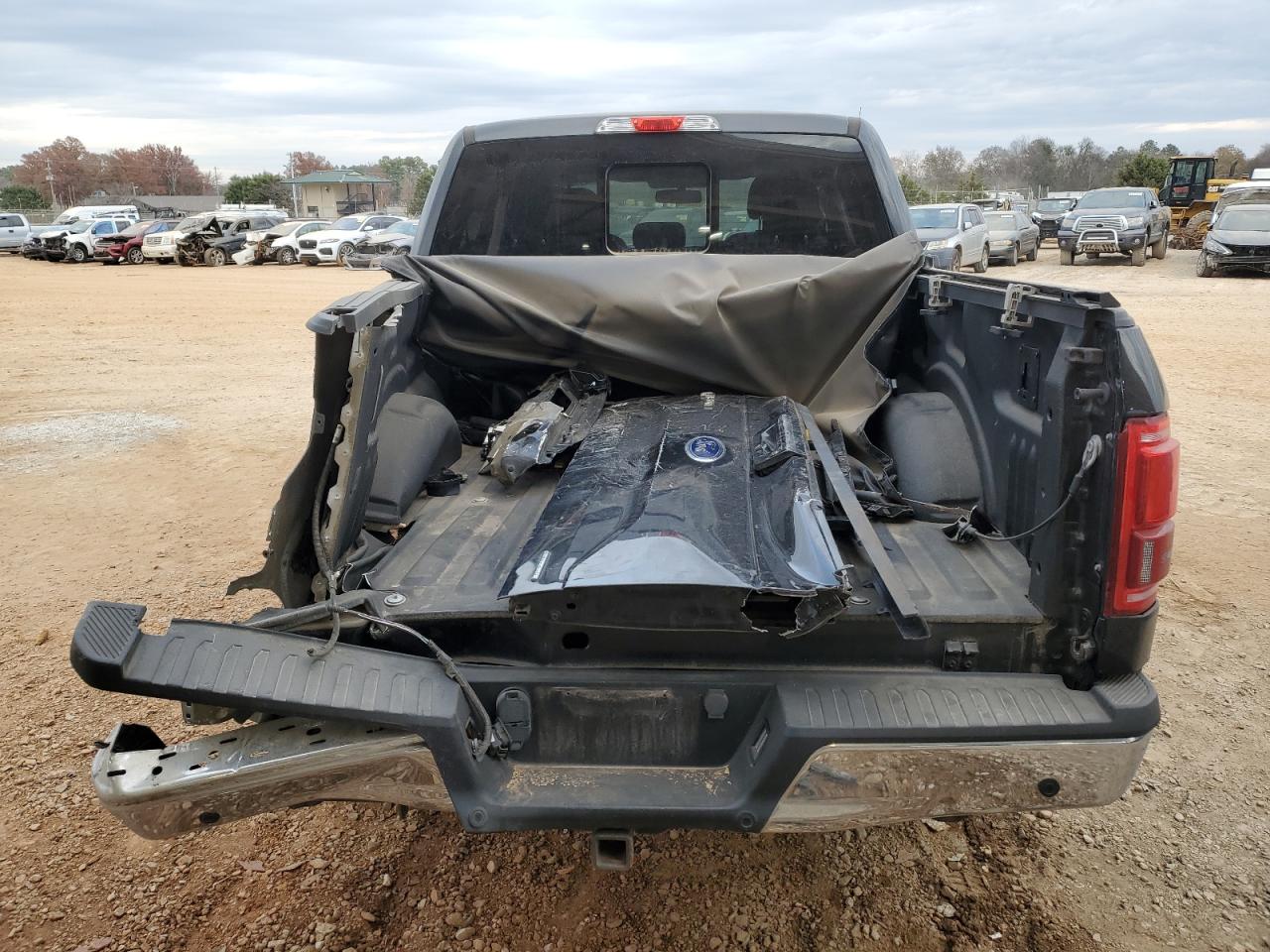 2015 Ford F-150 - Image 6