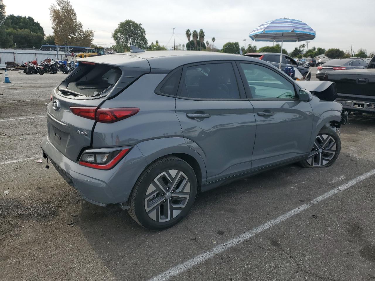 VIN KM8K23AG0PU178859 2023 HYUNDAI KONA no.3