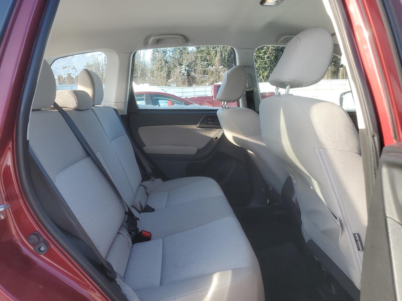 2015 Subaru Forester - Image 11