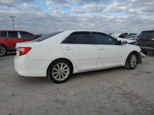  TOYOTA CAMRY 2012 Белы