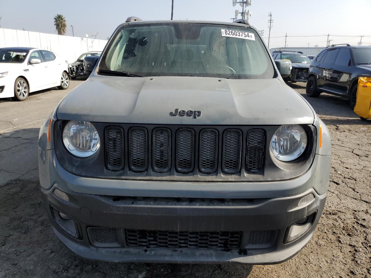 VIN ZACCJABB9JPH43248 2018 JEEP RENEGADE no.5