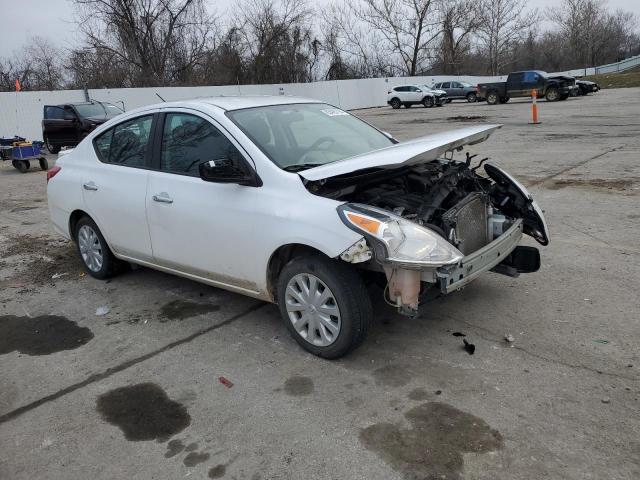  NISSAN VERSA 2019 Белы