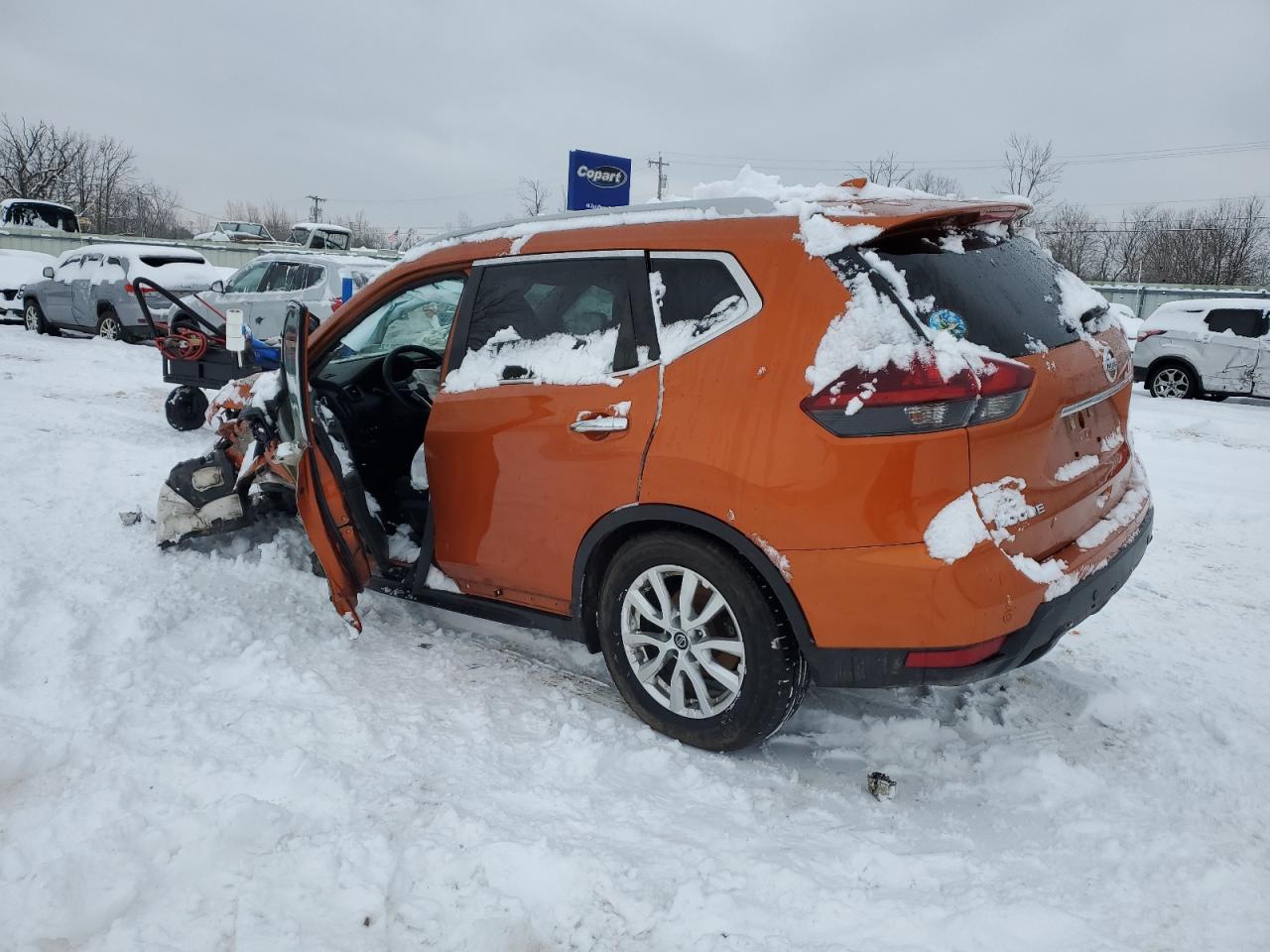 2019 Nissan Rogue - Image 2