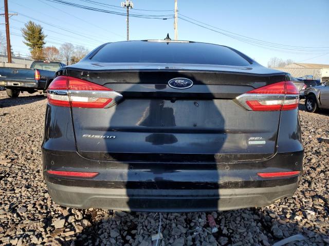  FORD FUSION 2020 Czarny