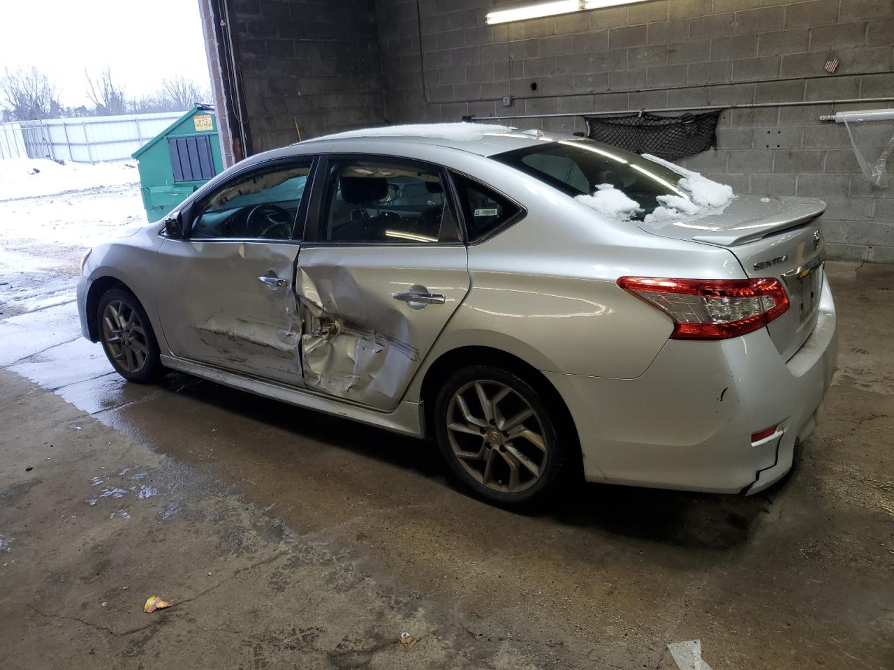 2015 Nissan Sentra - Image 2