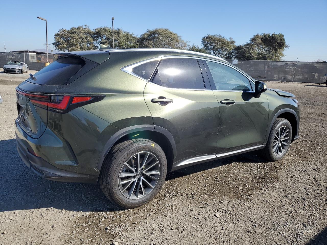 VIN JTJAKCEZ0N2009409 2022 LEXUS NX 350H no.3