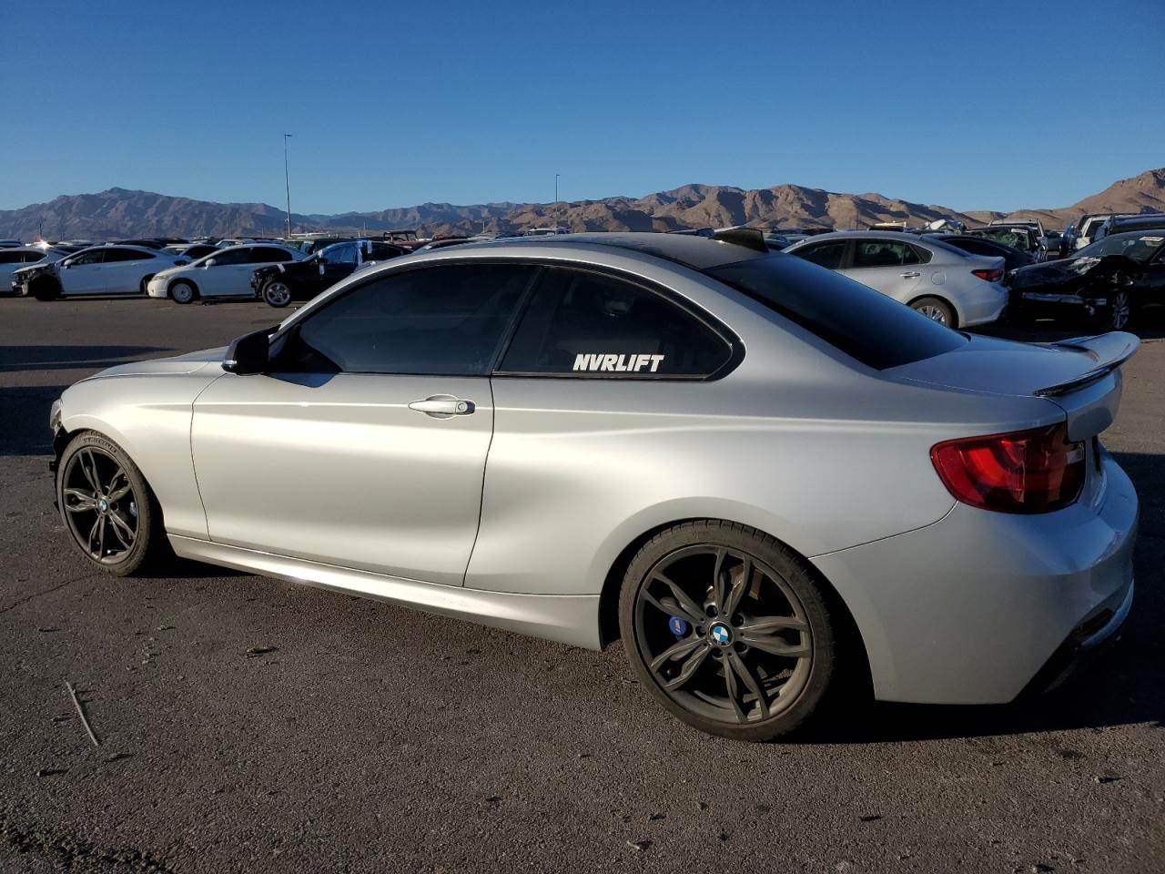 VIN WBA1J7C5XGV289884 2016 BMW M2 no.2