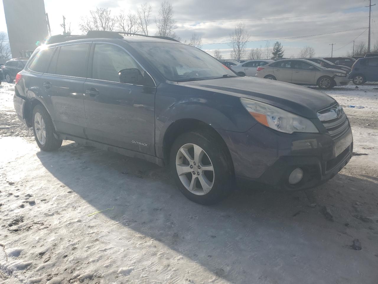 2014 Subaru Outback - Image 4