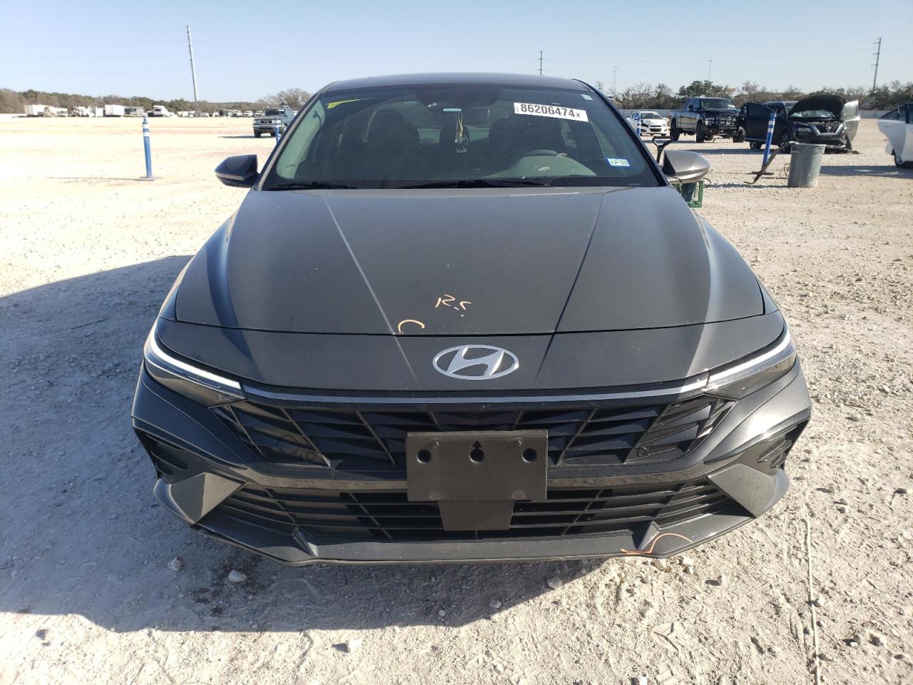 2024 Hyundai Elantra - Image 5