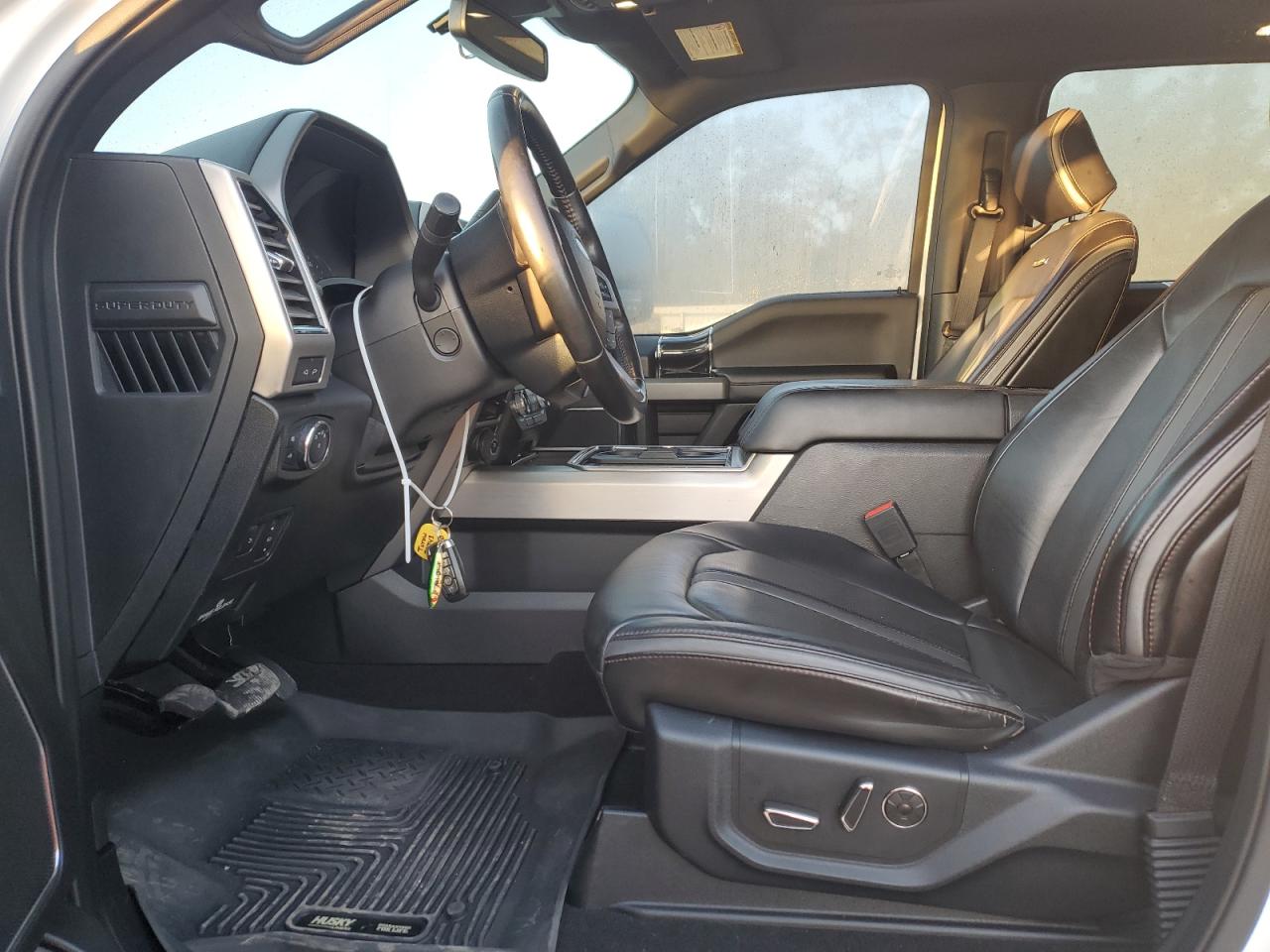 2021 Ford F350 - Image 7
