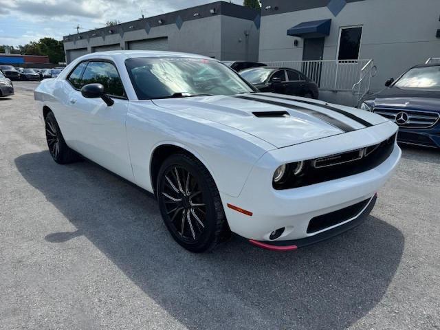  DODGE CHALLENGER 2019 White