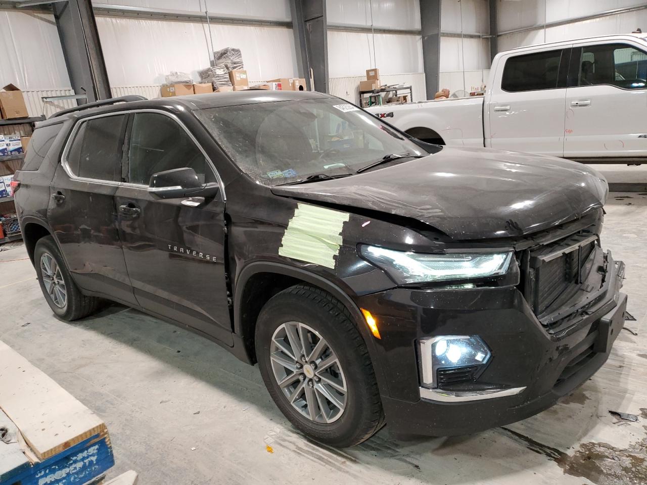 2022 Chevrolet Traverse - Image 4