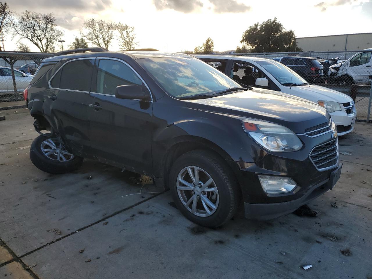 2016 Chevrolet Equinox - Image 4
