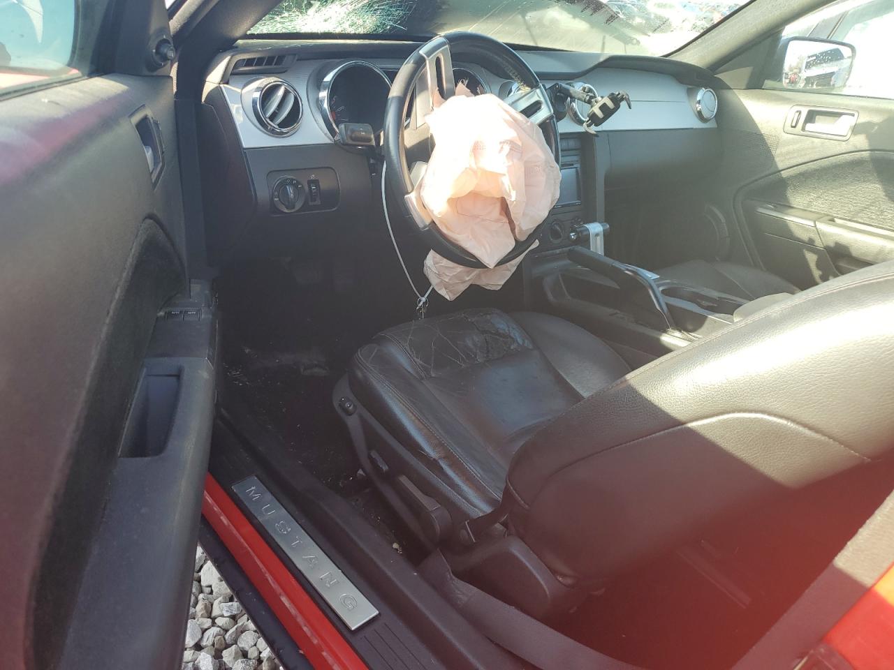 2006 Ford Mustang VIN: 1ZVFT80N365263006 Lot: 84278954