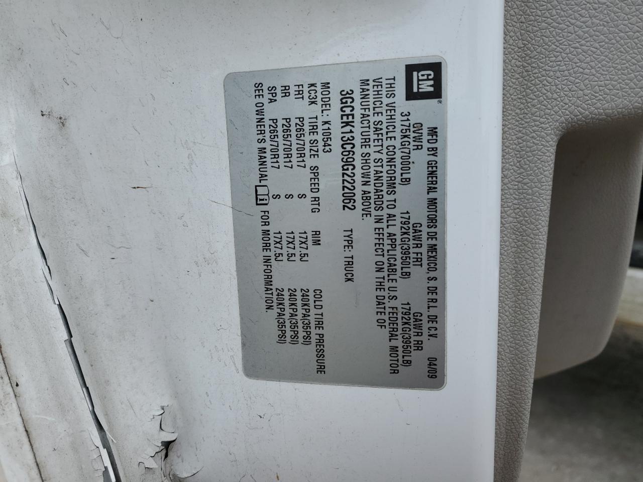 2009 Chevrolet Silverado - Image 12