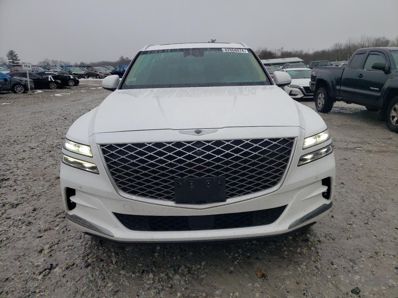 2022 Genesis GV80 - Image 5