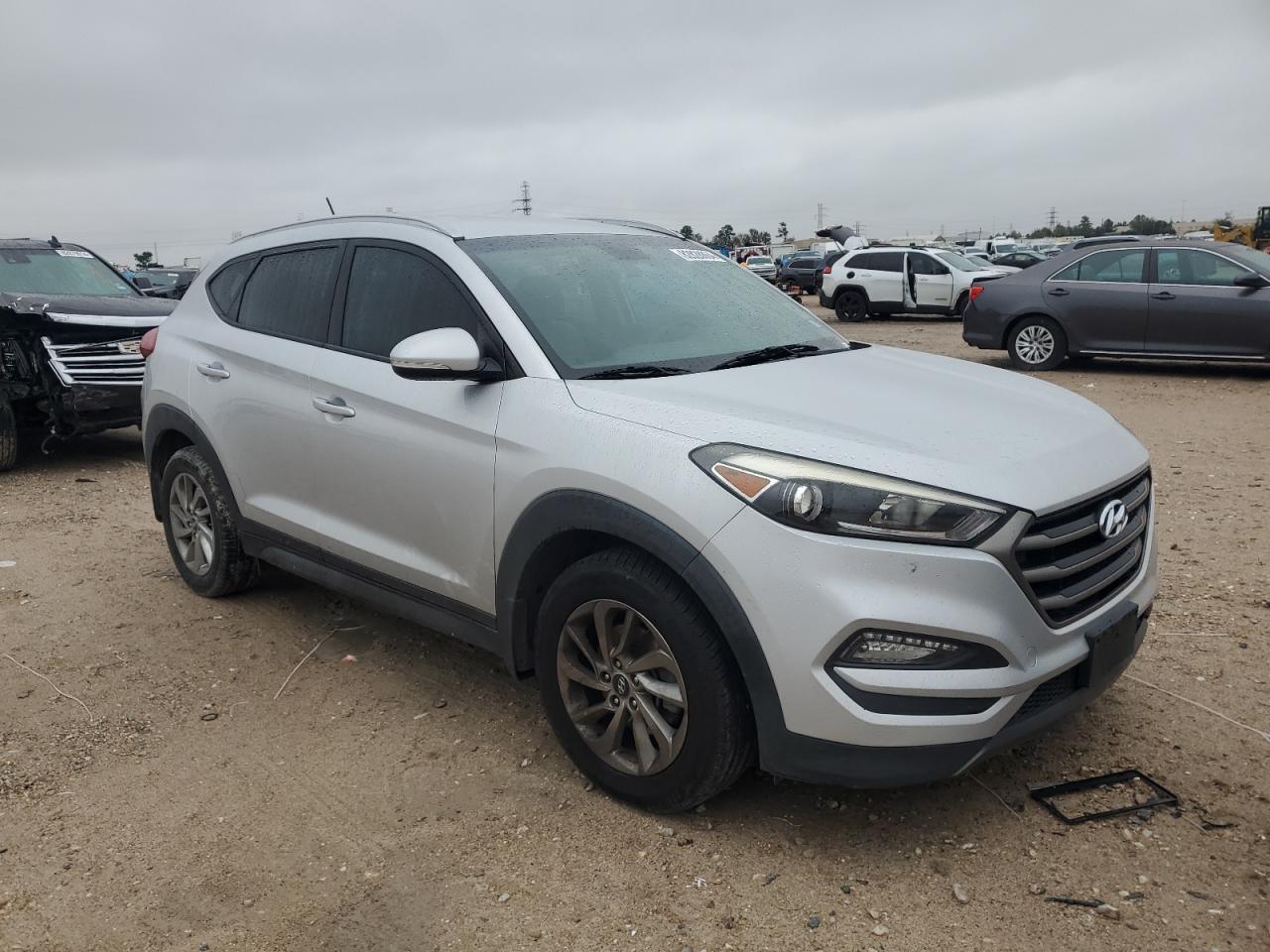 VIN KM8J33A25GU233674 2016 HYUNDAI TUCSON no.4