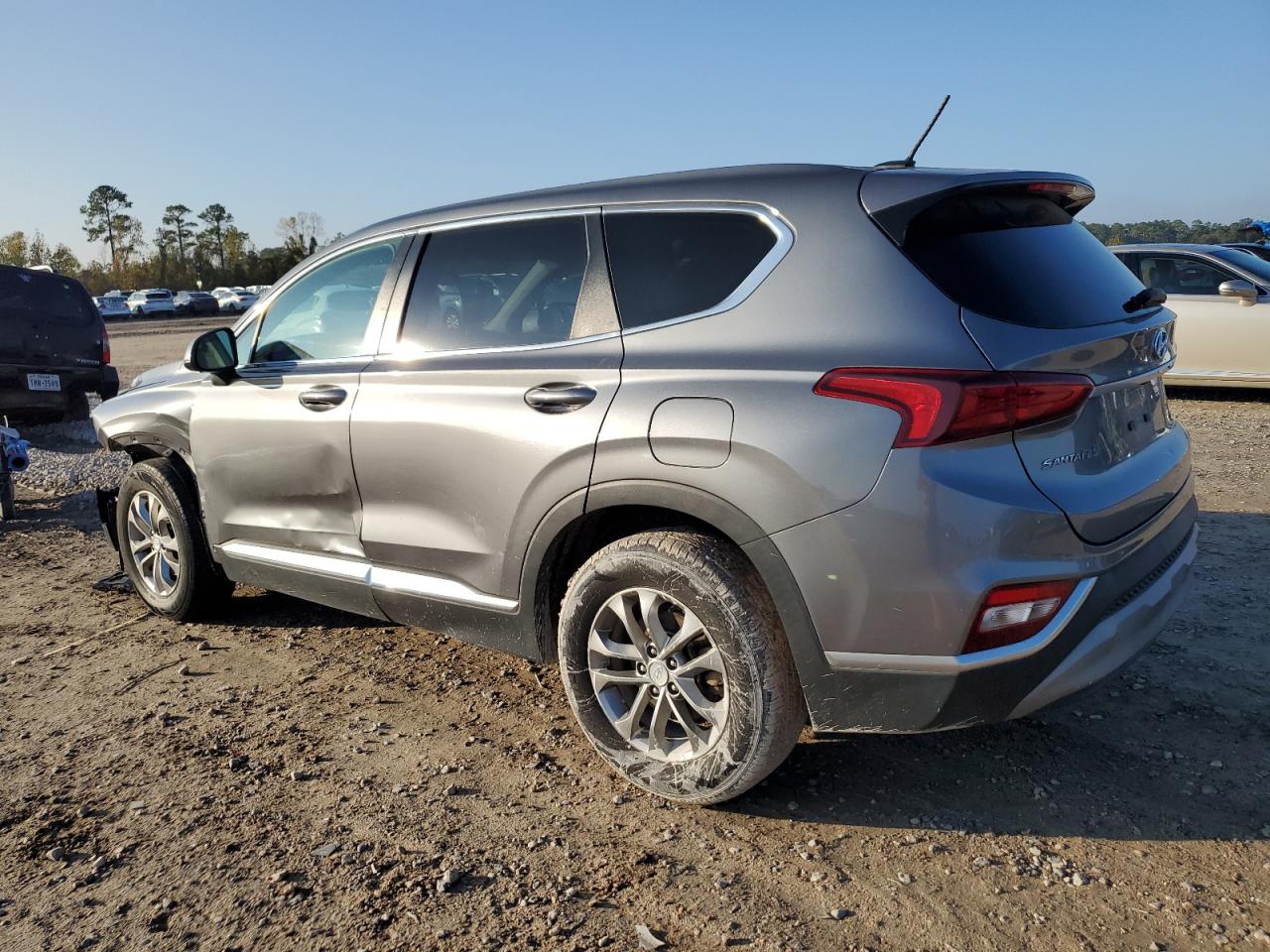 5NMS2CAD2KH113442 2019 HYUNDAI SANTA FE - Image 2