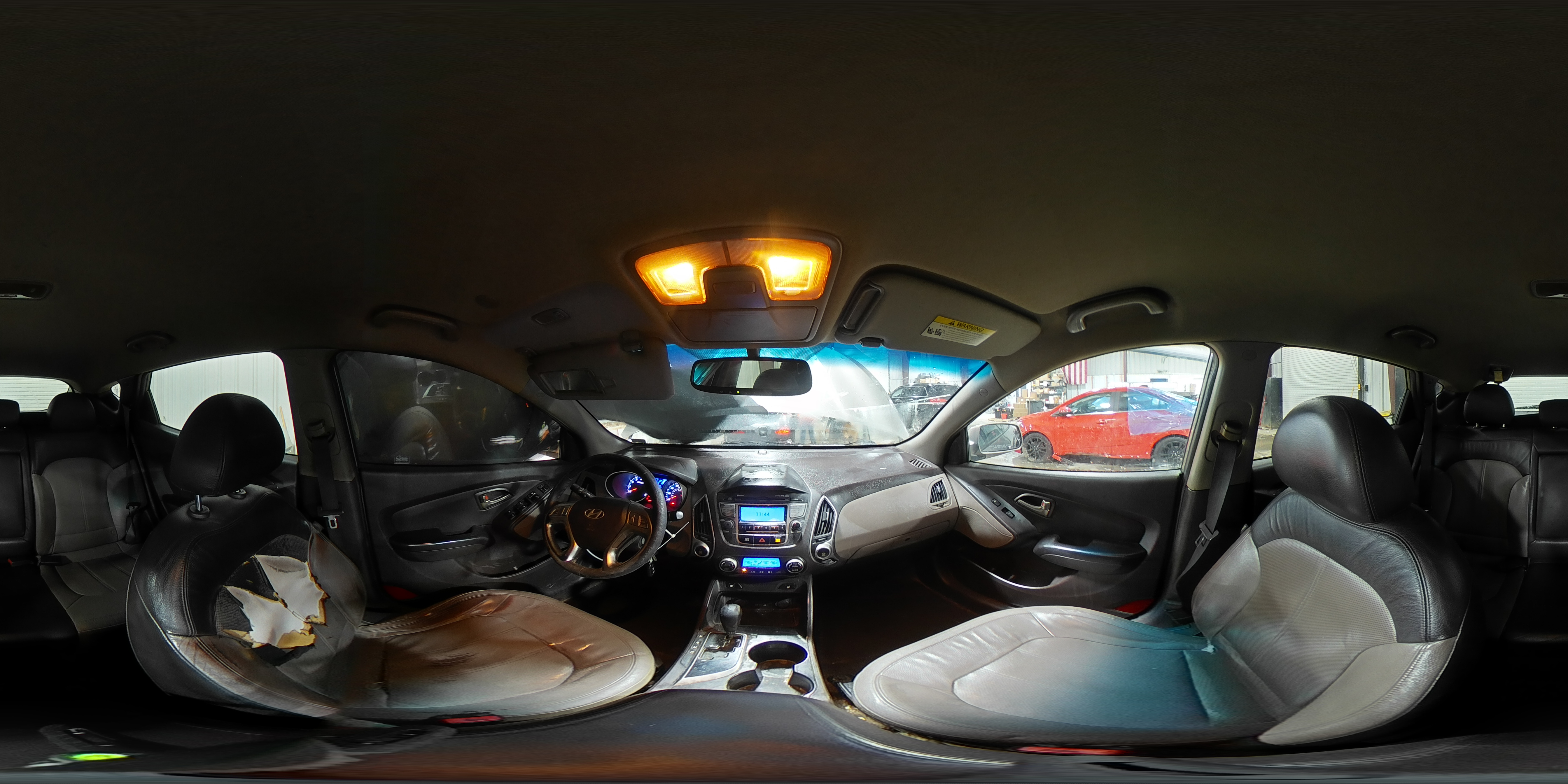2012 Hyundai Tucson - Image 15