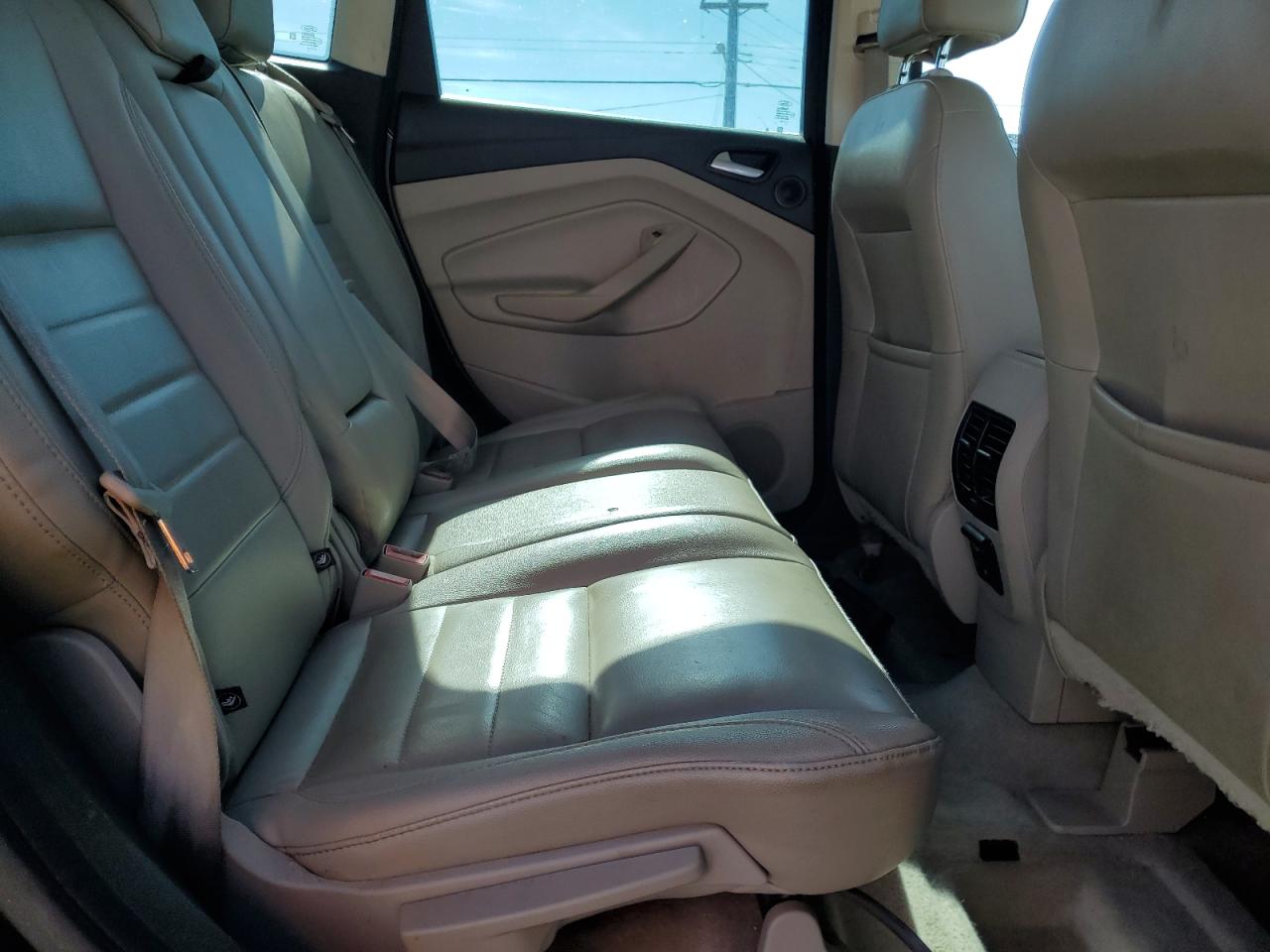 2015 Ford C-MAX - Image 11