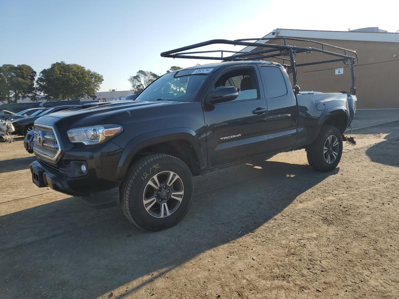 2017 TOYOTA TACOMA