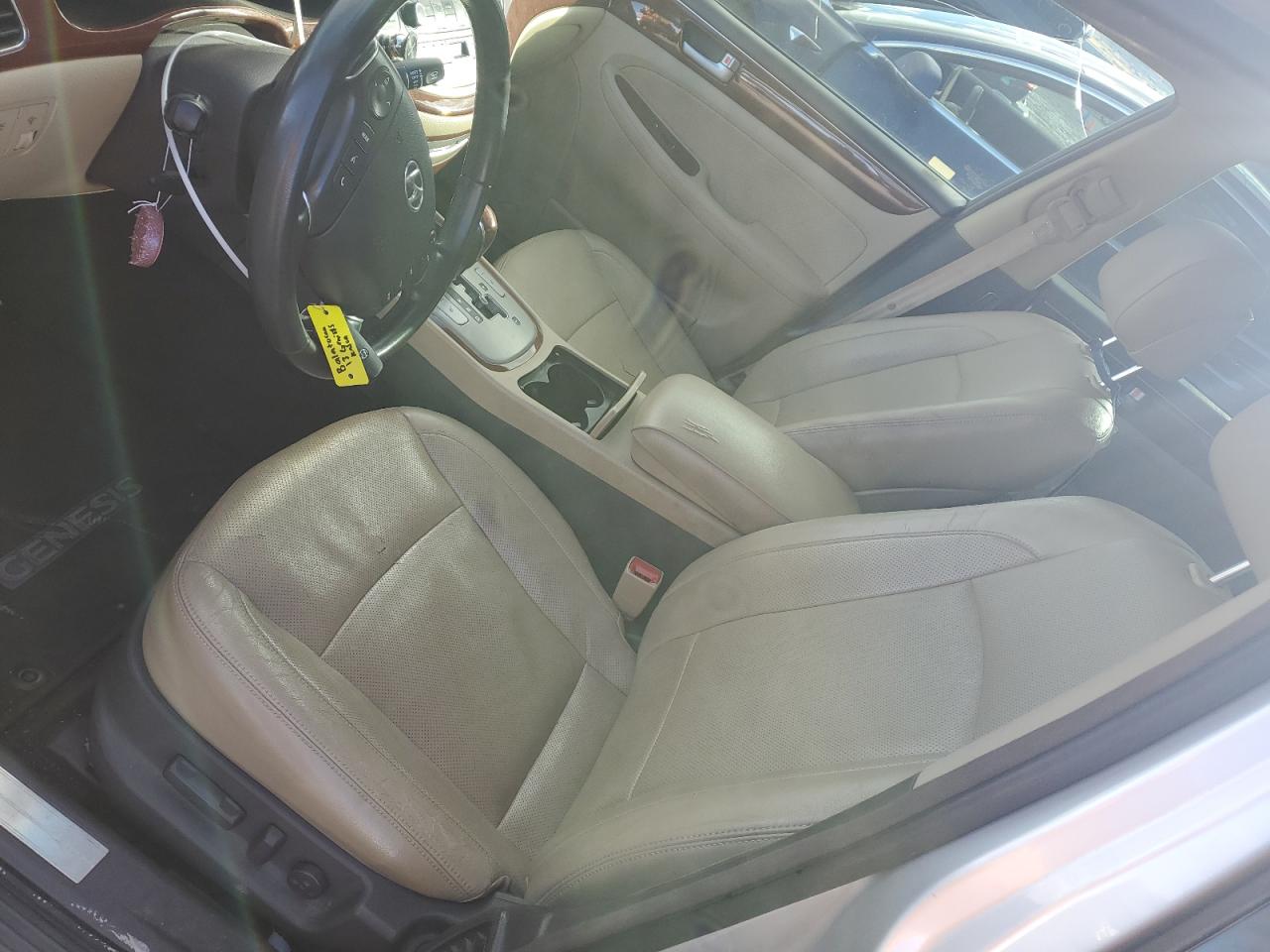 2013 Hyundai Genesis 3.8L VIN: KMHGC4DD9DU250597 Lot: 85758854