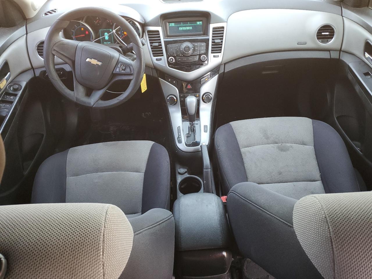 2014 Chevrolet Cruze - Image 8