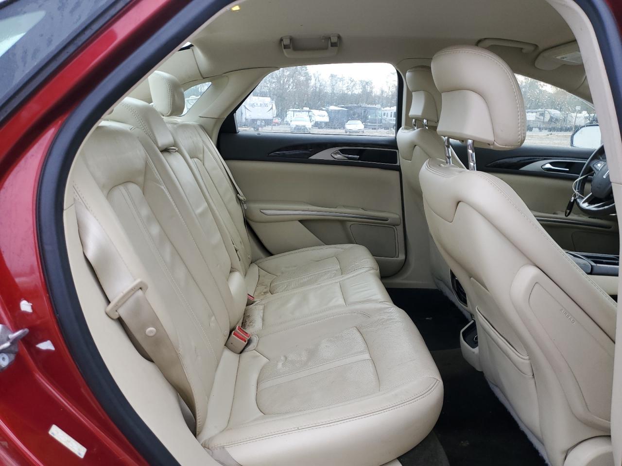 2013 Lincoln MKZ - Image 10