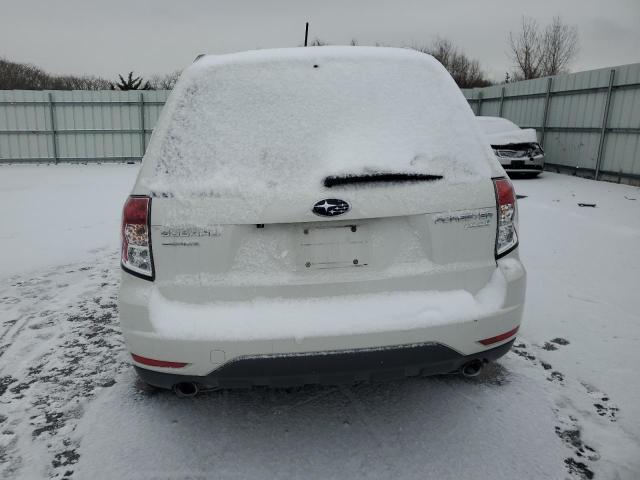  SUBARU FORESTER 2012 White
