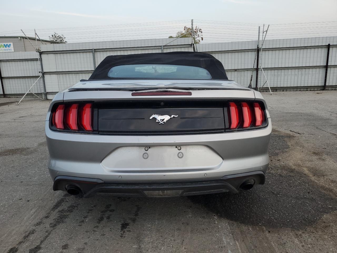 2020 Ford Mustang - Image 6